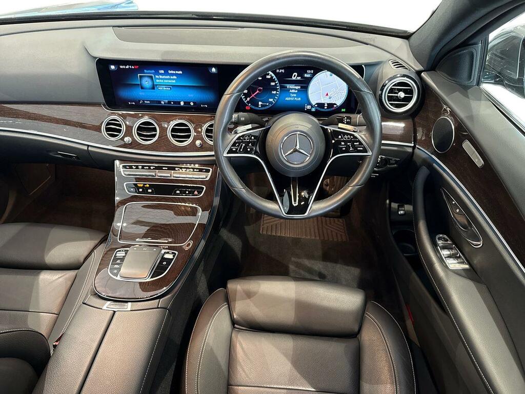 Mercedes-Benz E Class 2.0 E300de 13.5Kwh Amg Line Edition Plug-in G-tron White #12