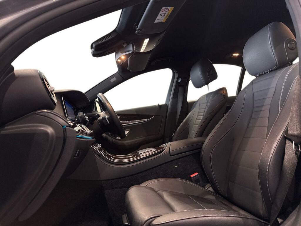Mercedes-Benz E Class 2.0 E300de 13.5Kwh Amg Line Edition Plug-in G-tron White #16