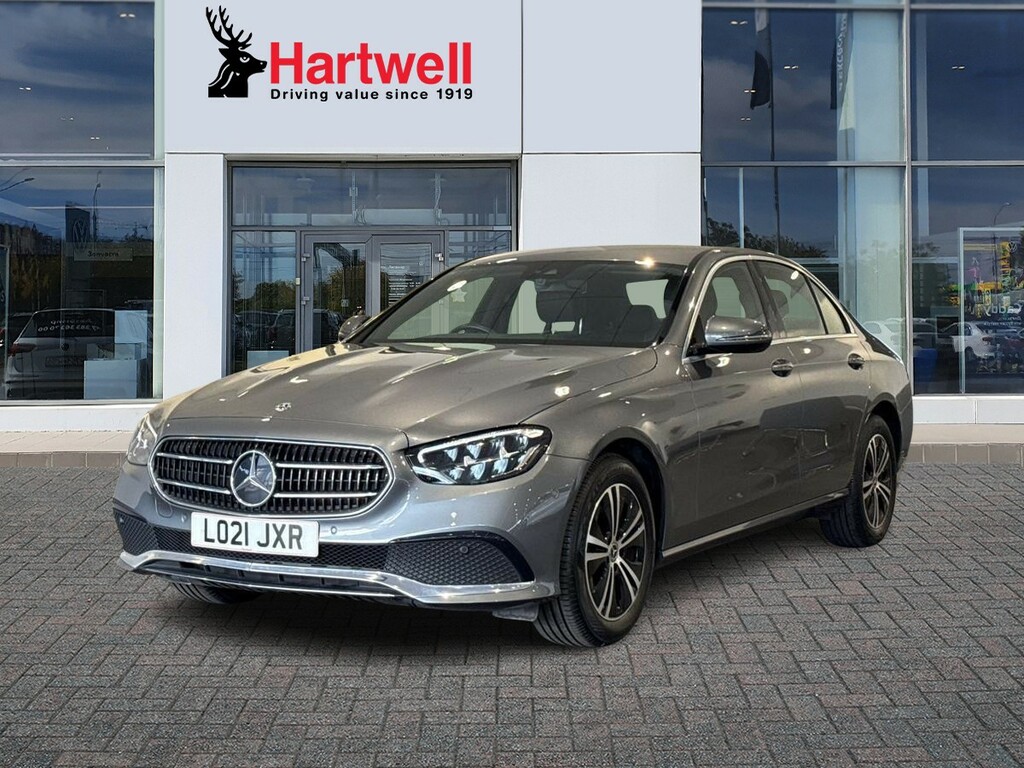 Mercedes-Benz E Class 2.0 E300de 13.5Kwh Amg Line Edition Plug-in G-tron White #7