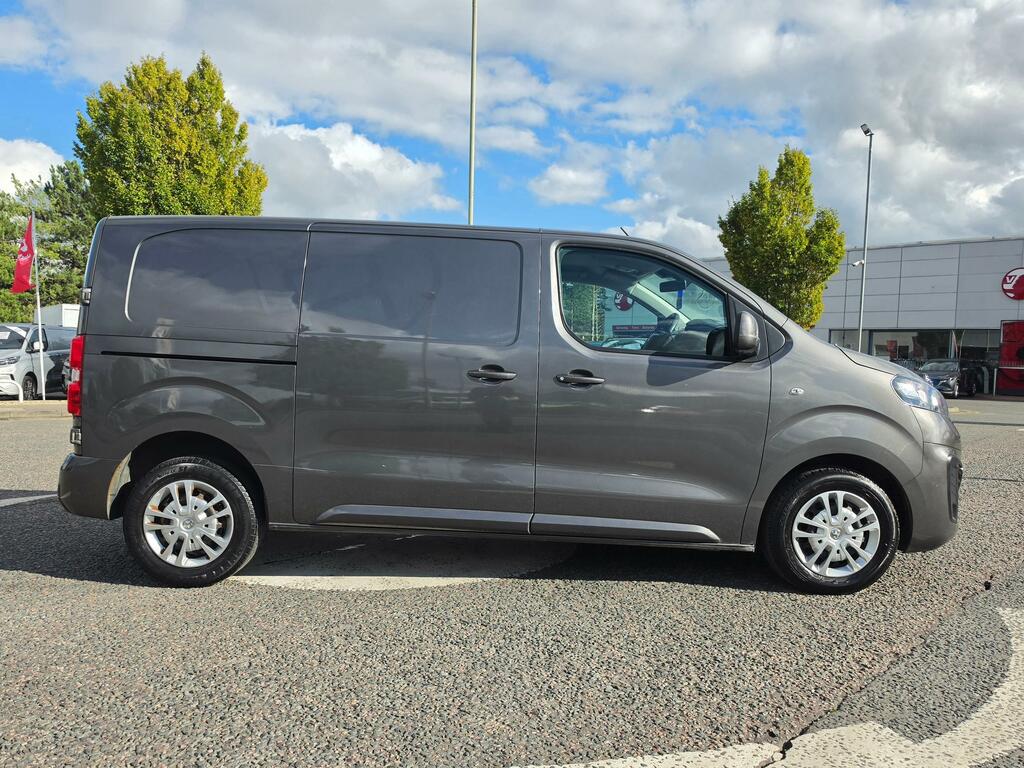 Vauxhall Vivaro 3100 L1 H1 Sportive 2.0 Turbo 120Ps Euro 6 Grey #4