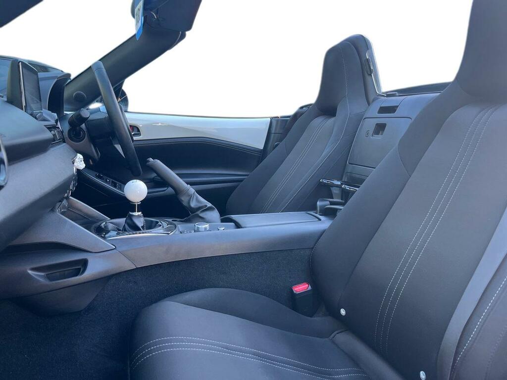 Mazda MX-5 Se-l Red #16