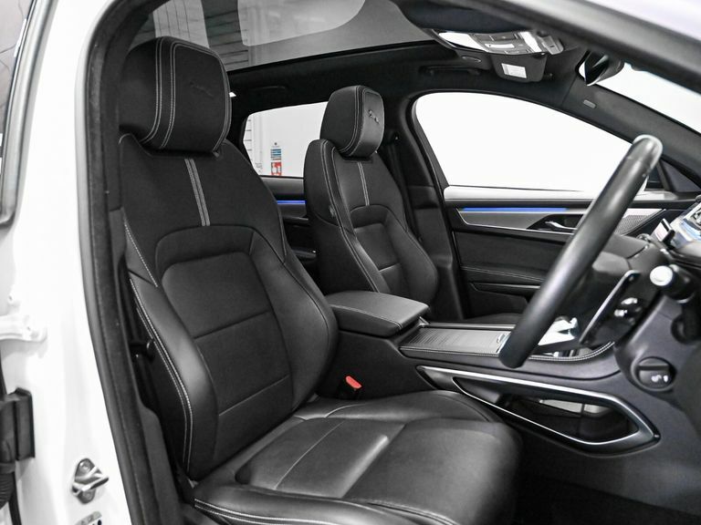 Jaguar F-Pace 2.0 P400e R-dynamic Se Black Awd  #2