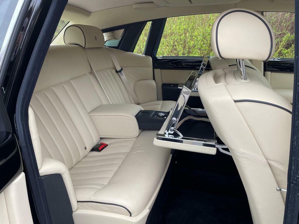 Rolls-Royce Phantom 6.7 V12 Saloon Black #6