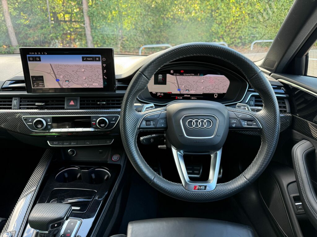 Audi RS4 Carbon Black Red #5
