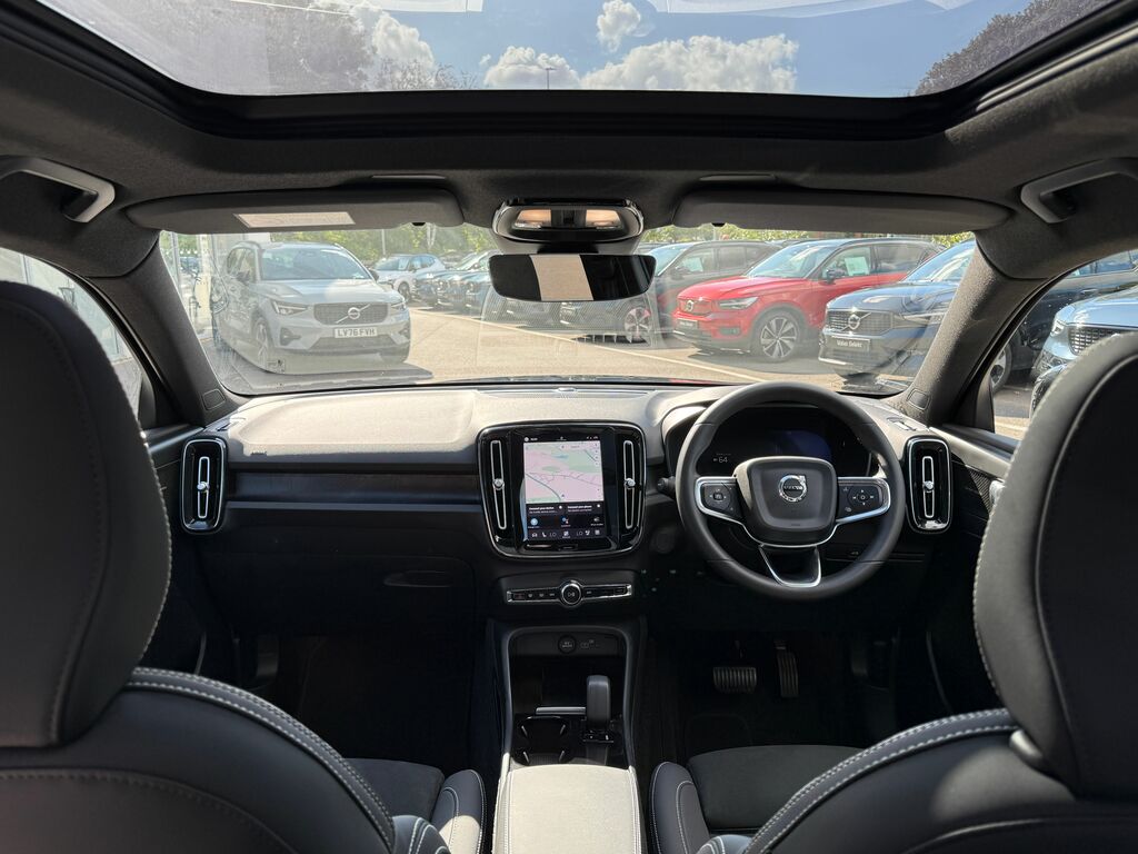 Volvo XC40 Twin Ultimate CF23VNL Black #2