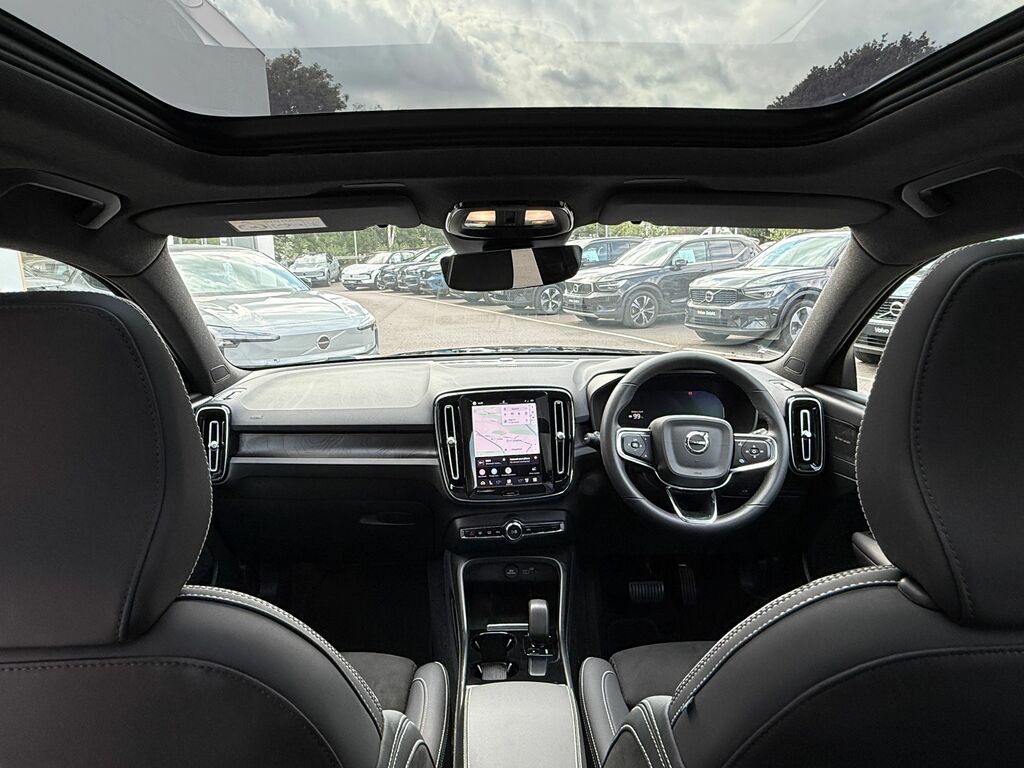 Volvo XC40 Twin Ultimate CF23GHH Black #2