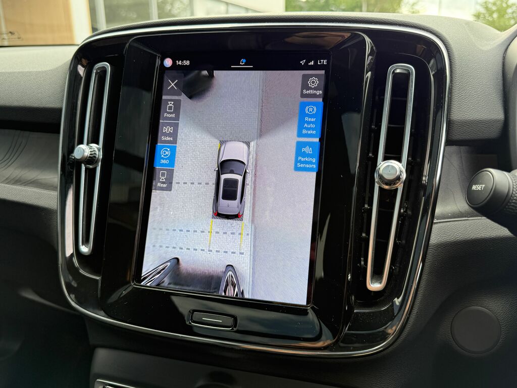 Volvo XC40 Twin Ultimate CF23GHH Black #3