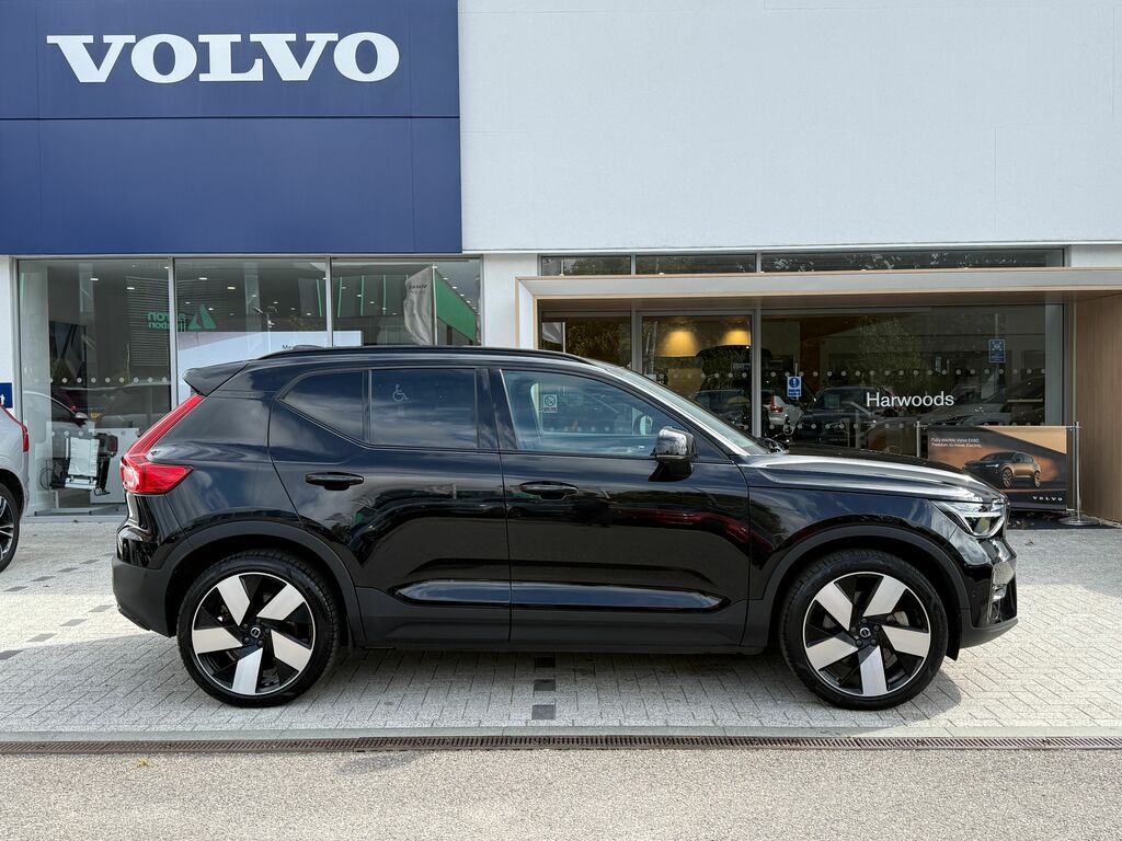 Volvo XC40 Twin Ultimate Black