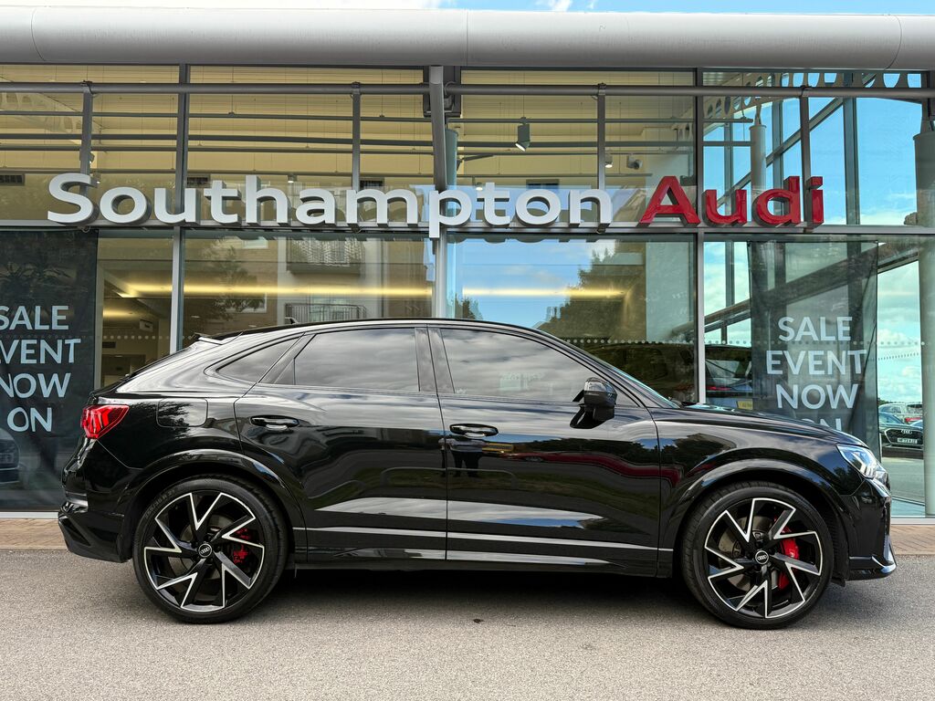 Audi RS Q3 Vorsprung Black #2