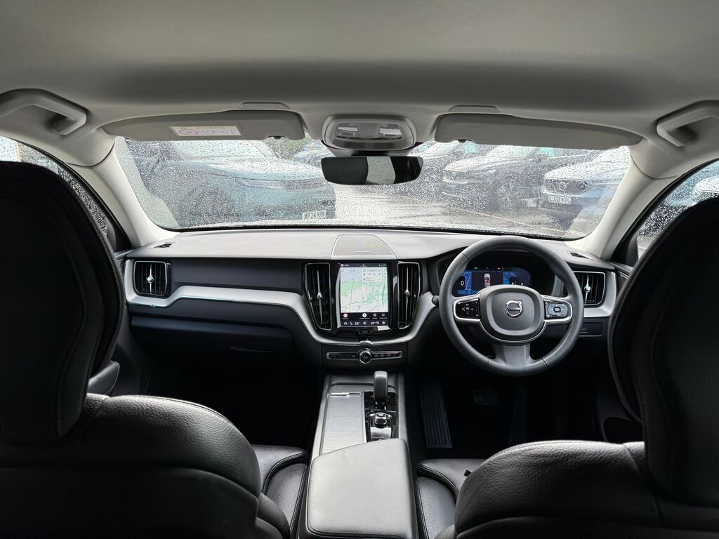 Volvo XC60 Plus CJ23RXR Black #3