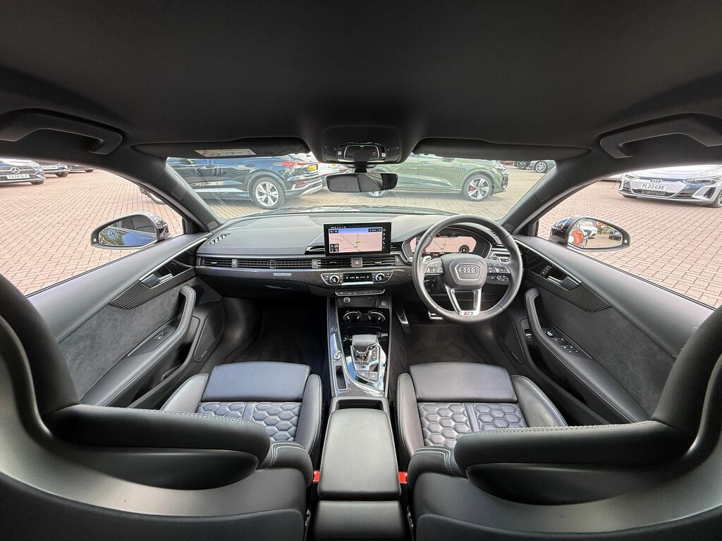Audi RS4 Carbon Black Black #3