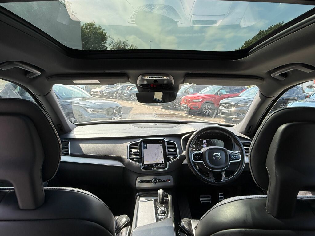 Volvo XC90 R Design Pro Black #3