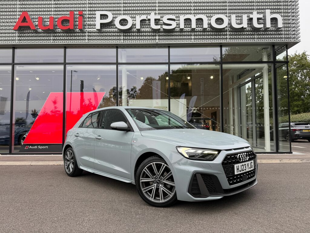 Audi A1 S Line Black
