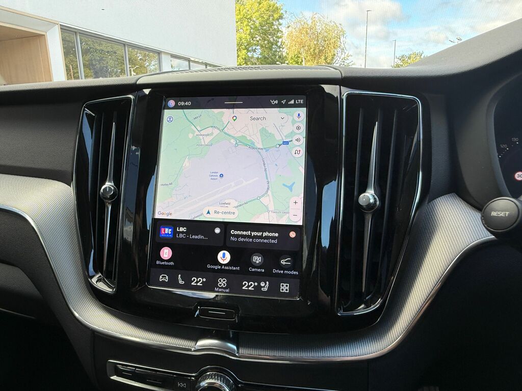 Volvo XC60 Plus Black #4