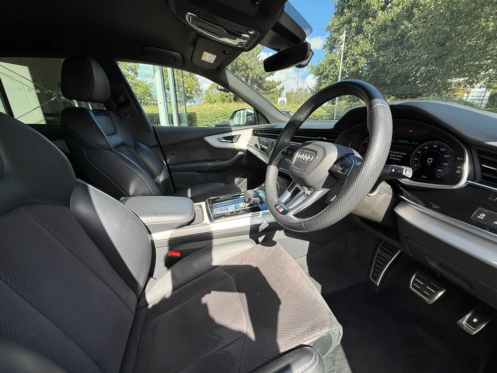 Audi Q8 S Line 50 Tdi Quattro 286 Ps Tiptronic Black #11