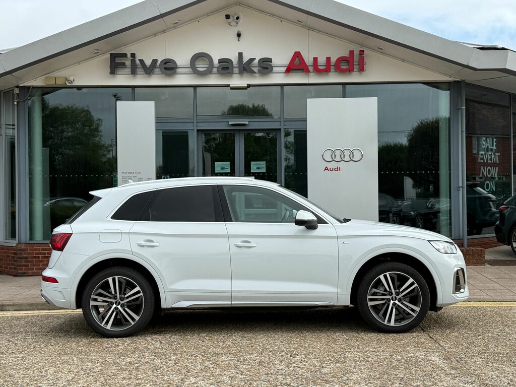 Audi Q5 Competition Black #2