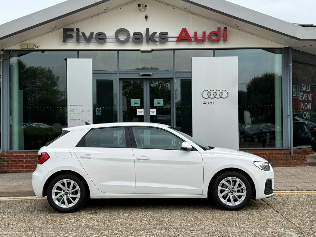 Audi A1 Sport Black #2