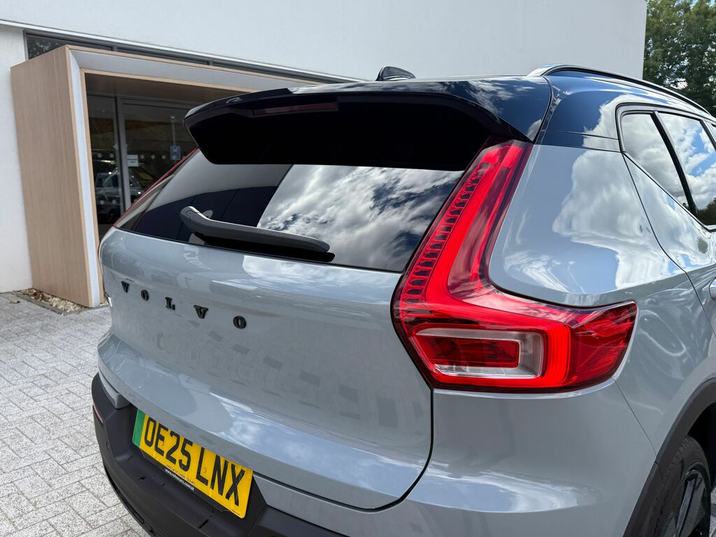 Volvo EX40 Single Motor Plus Pilot Assist, Heat Pump, Rear C Silver #16