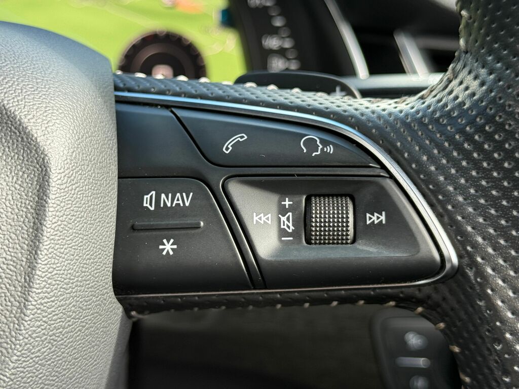 Audi Q7 Black Edition 50 Tdi Quattro 286 Ps Tiptronic Grey #25