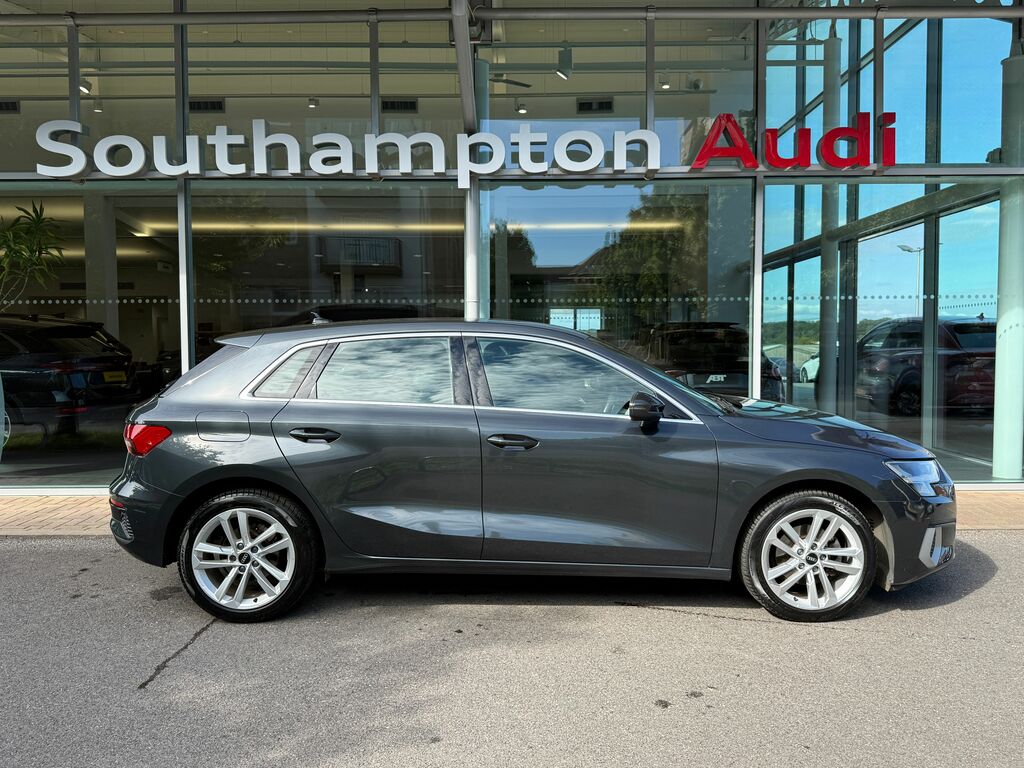 Audi A3 Sport Black #2