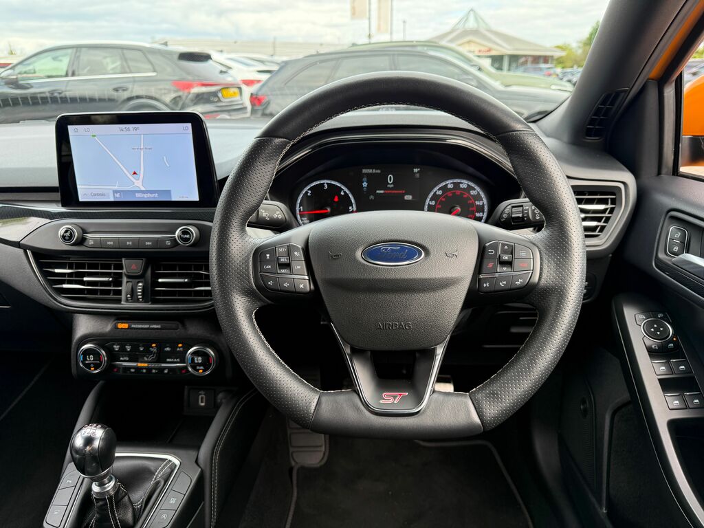 Ford Focus St Black #6