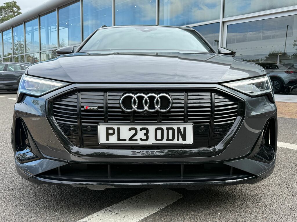 Audi E-tron 300Kw 55 Quattro 95Kwh Black Edition White #51