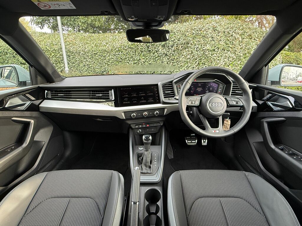 Audi A1 S Line Black #4