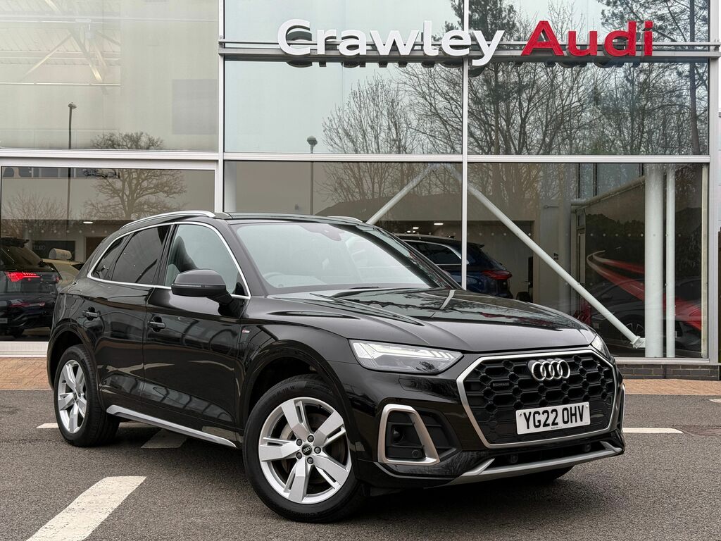 Audi Q5 S Line Black