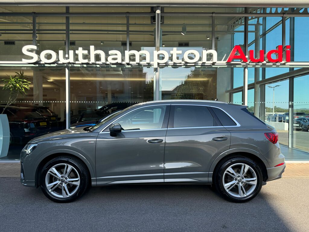 Audi Q3 Q3 S Line 40 Tfsi Quattro S-a Black #52