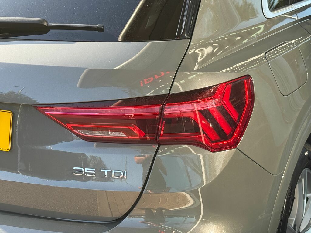 Audi Q3 Q3 S Line 40 Tfsi Quattro S-a Black #42