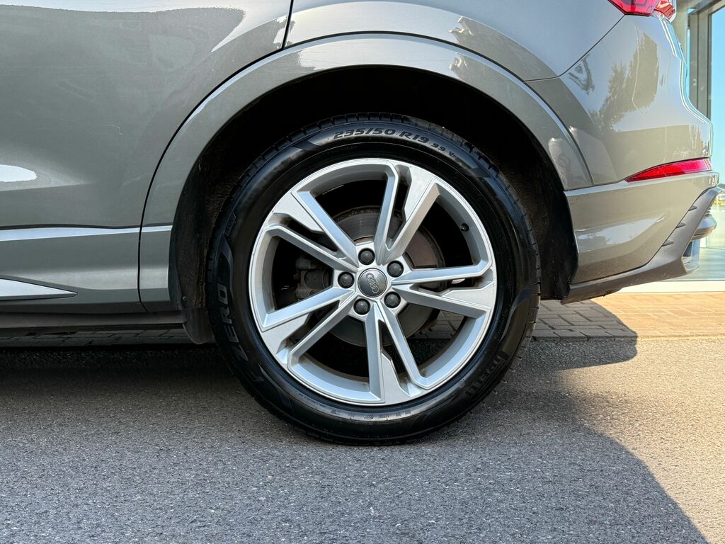 Audi Q3 Q3 S Line 40 Tfsi Quattro S-a Black #53