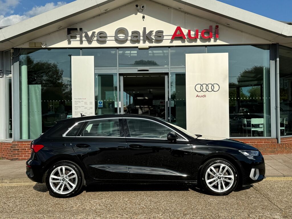 Audi A3 Sport Black #2