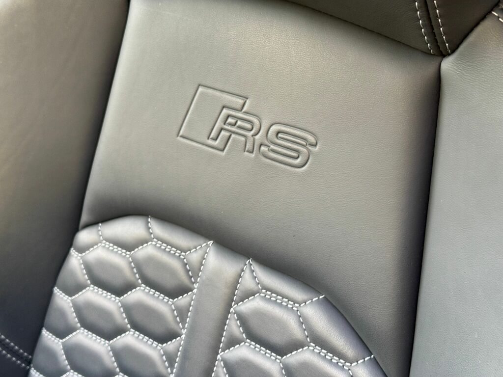 Audi RS4 Rs 4 Tfsi Quattro Carbon Black S Tronic Black #44