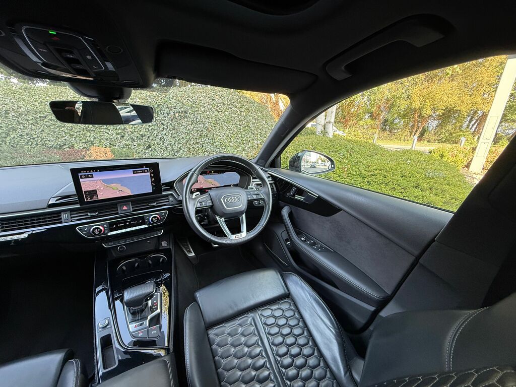 Audi RS4 Rs 4 Tfsi Quattro Carbon Black S Tronic Black #55