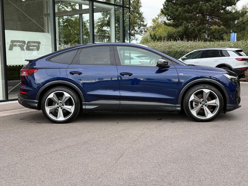 Audi Q4 E Tron 210Kw 45 82Kwh Sport Leather White #1