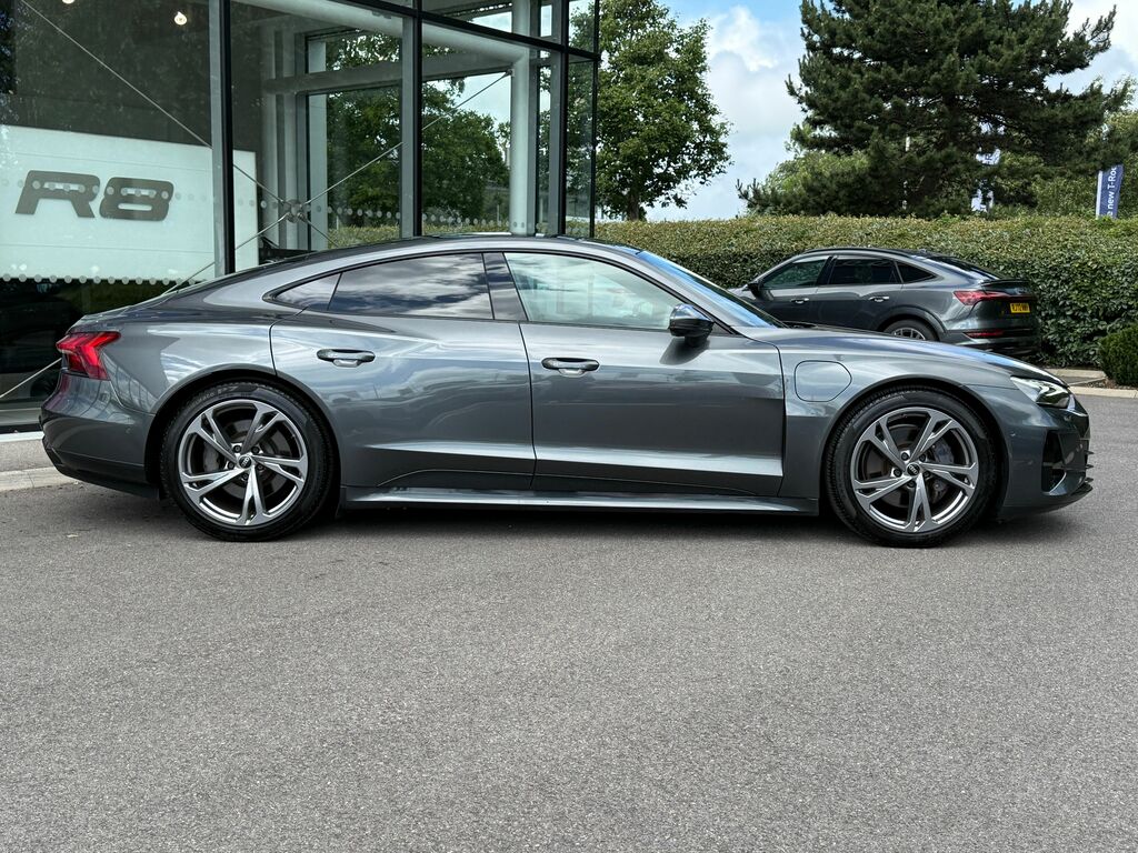 Audi E Tron GT 390Kw Quattro 93Kwh Black #4