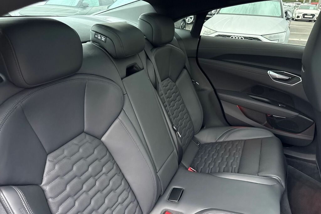 Audi E Tron GT 390Kw Quattro 93Kwh Black #32