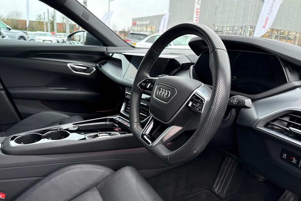 Audi E Tron GT 390Kw Quattro 93Kwh Black #10