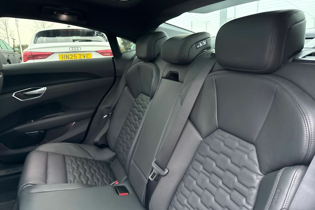 Audi E Tron GT 390Kw Quattro 93Kwh Black #43