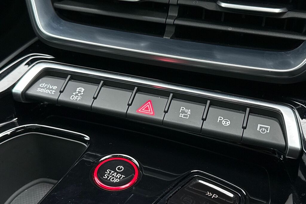 Audi E Tron GT 390Kw Quattro 93Kwh Black #40