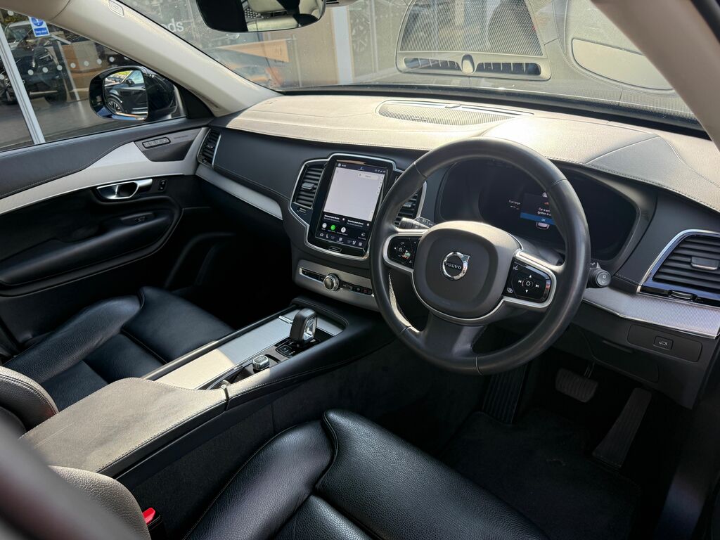 Volvo XC90 Plus Black #5