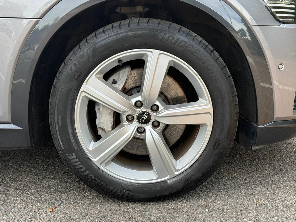 Audi E-tron 300Kw 55 Quattro 95Kwh S Line Cs Silver #25