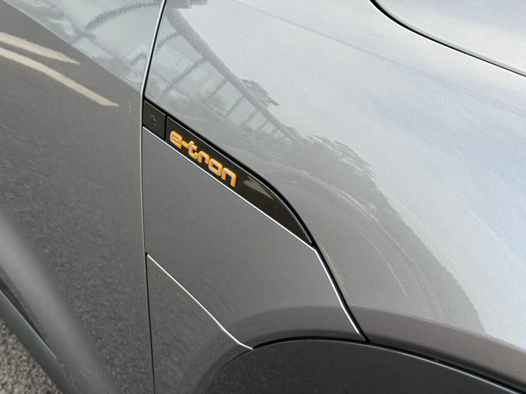Audi E-tron 300Kw 55 Quattro 95Kwh S Line Cs Silver #3