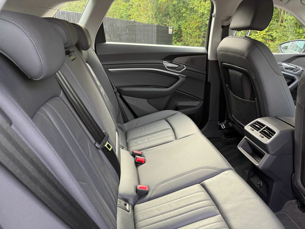 Audi E-tron 300Kw 55 Quattro 95Kwh S Line Cs Silver #29
