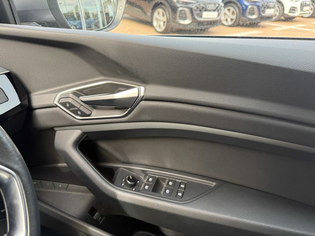 Audi E-tron 300Kw 55 Quattro 95Kwh S Line Cs Silver #17