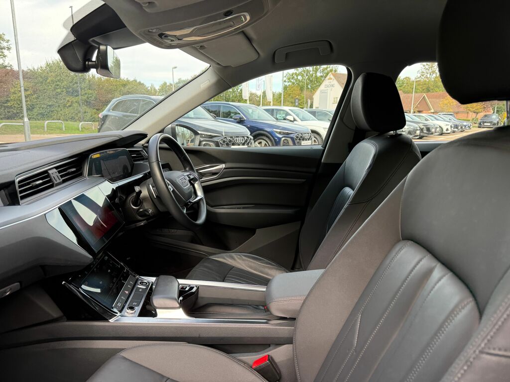 Audi E-tron 300Kw 55 Quattro 95Kwh S Line Cs Silver #48