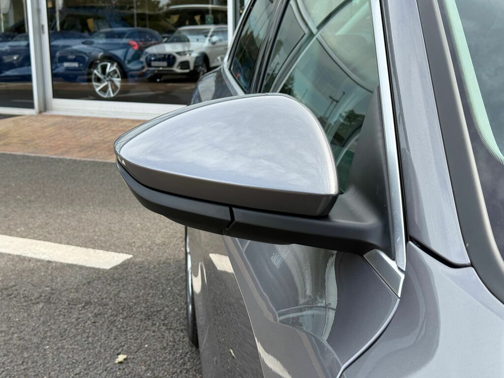 Audi E-tron 300Kw 55 Quattro 95Kwh S Line Cs Silver #4
