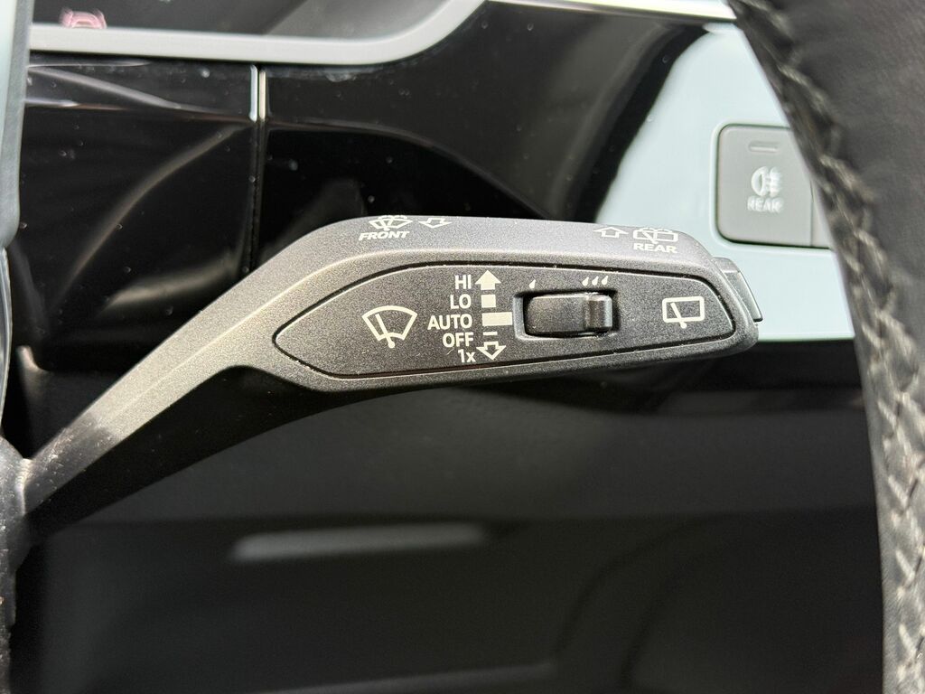 Audi E-tron 300Kw 55 Quattro 95Kwh S Line Cs Silver #11