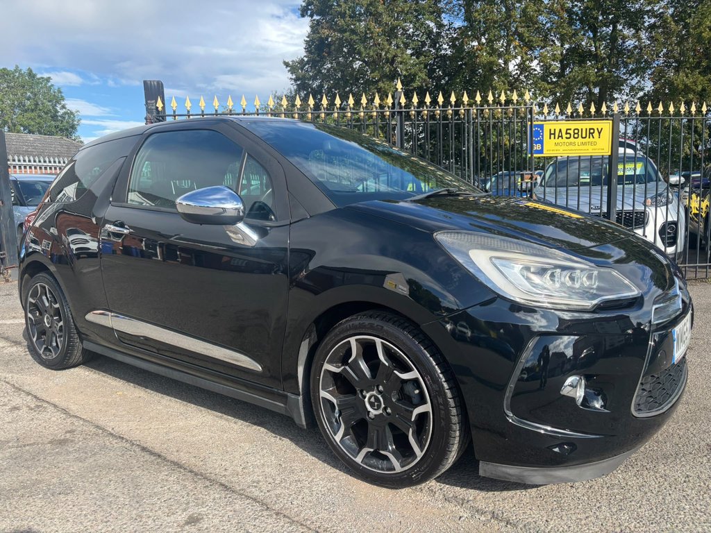 DS DS 3 1.2 Puretech Dark Light Hatchback Eat6 Black