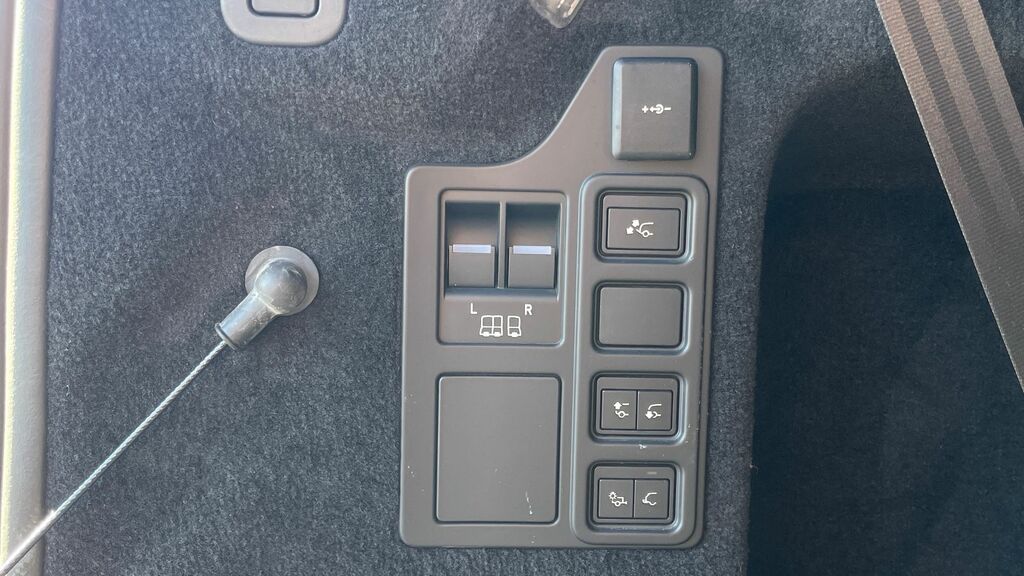 Land Rover Discovery 3L Hse Black #27